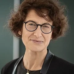 Özlem Türeci height profile photo