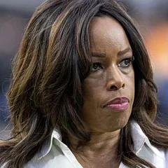 Pam Oliver height profile photo