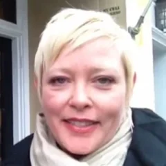 Pamela Gidley height profile photo