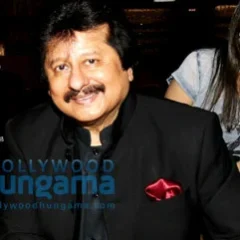 Pankaj Udhas height profile photo