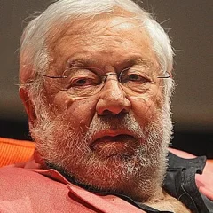Paolo Villaggio height profile photo