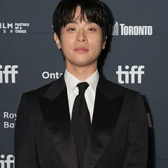 Park Jeong-min (actor) height profile photo
