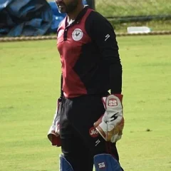 Parthiv Patel height profile photo