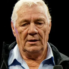 Pat Patterson height profile photo
