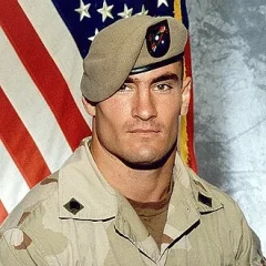 Pat Tillman height profile photo