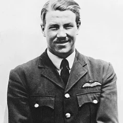 Paterson Clarence Hughes height profile photo
