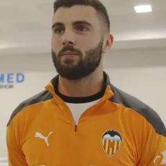 Patrick Cutrone height profile photo