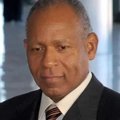 Patrick Manning height profile photo