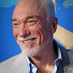 Patrick Page height profile photo
