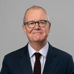 Patrick Vallance height profile photo