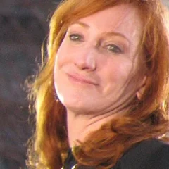 Patti Scialfa height profile photo