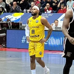 Patty Mills height profile photo