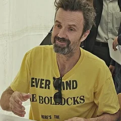 Pau Donés height profile photo