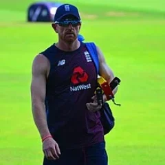 Paul Collingwood height profile photo