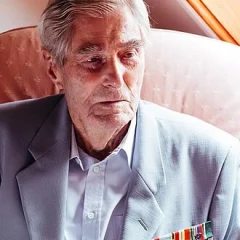 Paul Farnes height profile photo