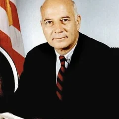 Paul Ignatius height profile photo