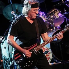 Paul Kantner height profile photo