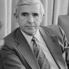 Paul Laxalt height profile photo