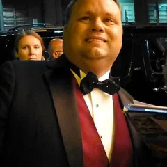 Paul Potts height profile photo