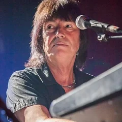 Paul Raymond (musician) height profile photo