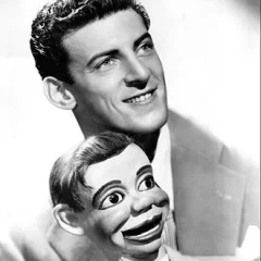Paul Winchell height profile photo