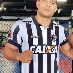 Paulo Costa height profile photo
