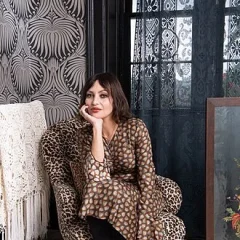 Pearl Lowe height profile photo