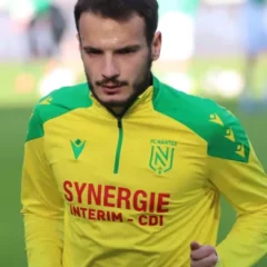 Pedro Chirivella height profile photo