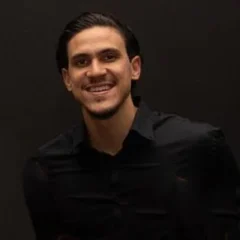 Pedro (footballer, born 1997) height profile photo