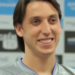 Pedro Geromel height profile photo