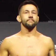 Pedro Munhoz height profile photo