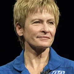 Peggy Whitson height profile photo