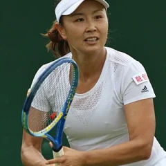 Peng Shuai height profile photo