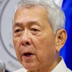 Perfecto Yasay Jr. height profile photo
