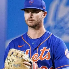 Pete Alonso height profile photo