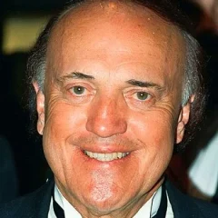 Peter Arnett height profile photo
