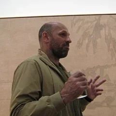 Peter Doig height profile photo