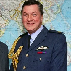 Peter Harding (RAF officer, born 1933) height profile photo