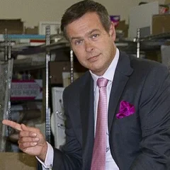 Peter Jones (entrepreneur) height profile photo