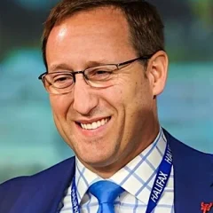 Peter MacKay height profile photo