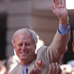 Peter Magowan height profile photo