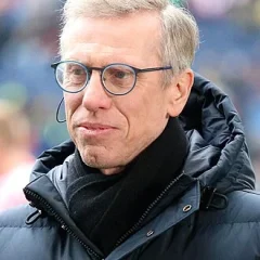 Peter Stöger height profile photo