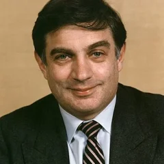 Peter Sutherland height profile photo
