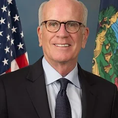 Peter Welch height profile photo