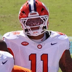 Peter Woods (American football) height profile photo