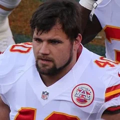 Peyton Hillis height profile photo