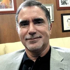 Phil Bronstein height profile photo