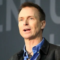 Phil Keoghan height profile photo