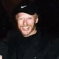 Phil Knight height profile photo
