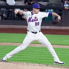 Phil Maton height profile photo